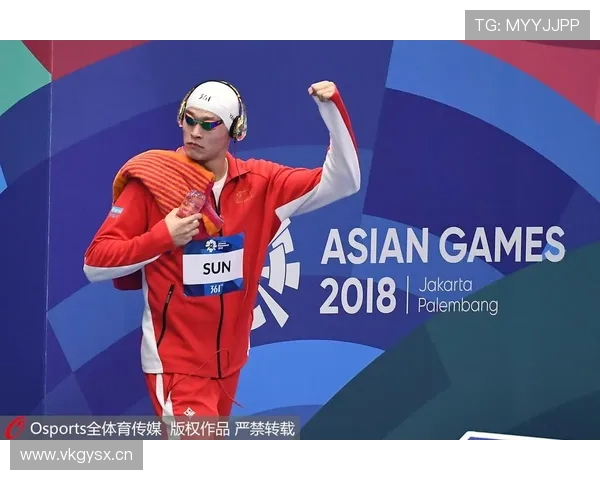 孙杨家的冰箱里塞满蛋白粉，邻居以为他开健身房